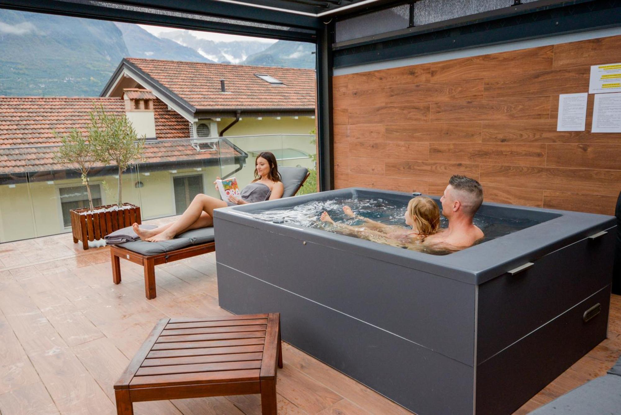 Garda Family & Solarium Διαμέρισμα Ρίβα ντελ Γκάρντα Εξωτερικό φωτογραφία