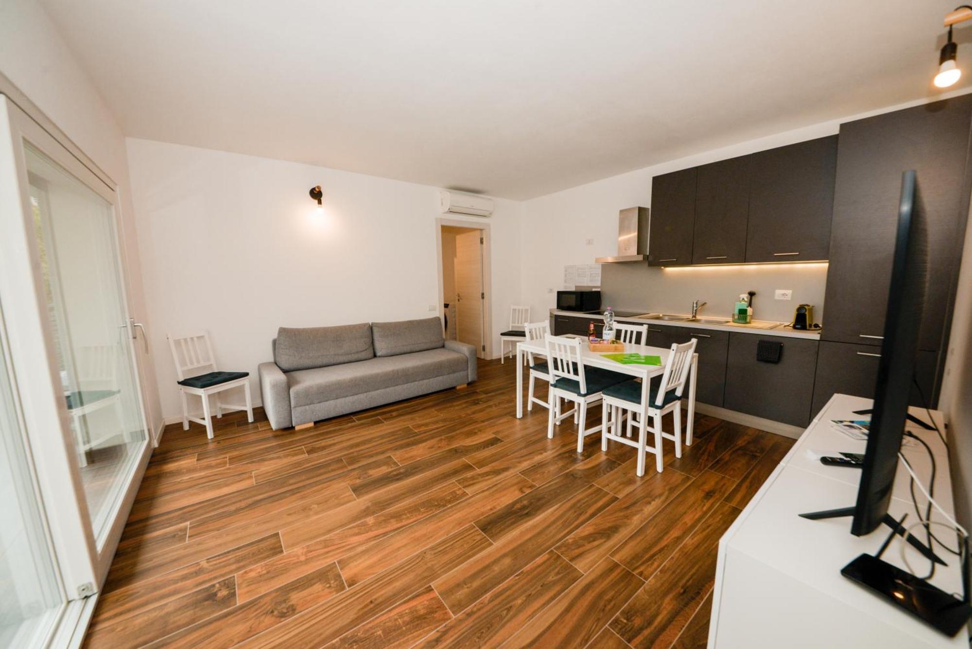 Garda Family & Solarium Διαμέρισμα Ρίβα ντελ Γκάρντα Εξωτερικό φωτογραφία